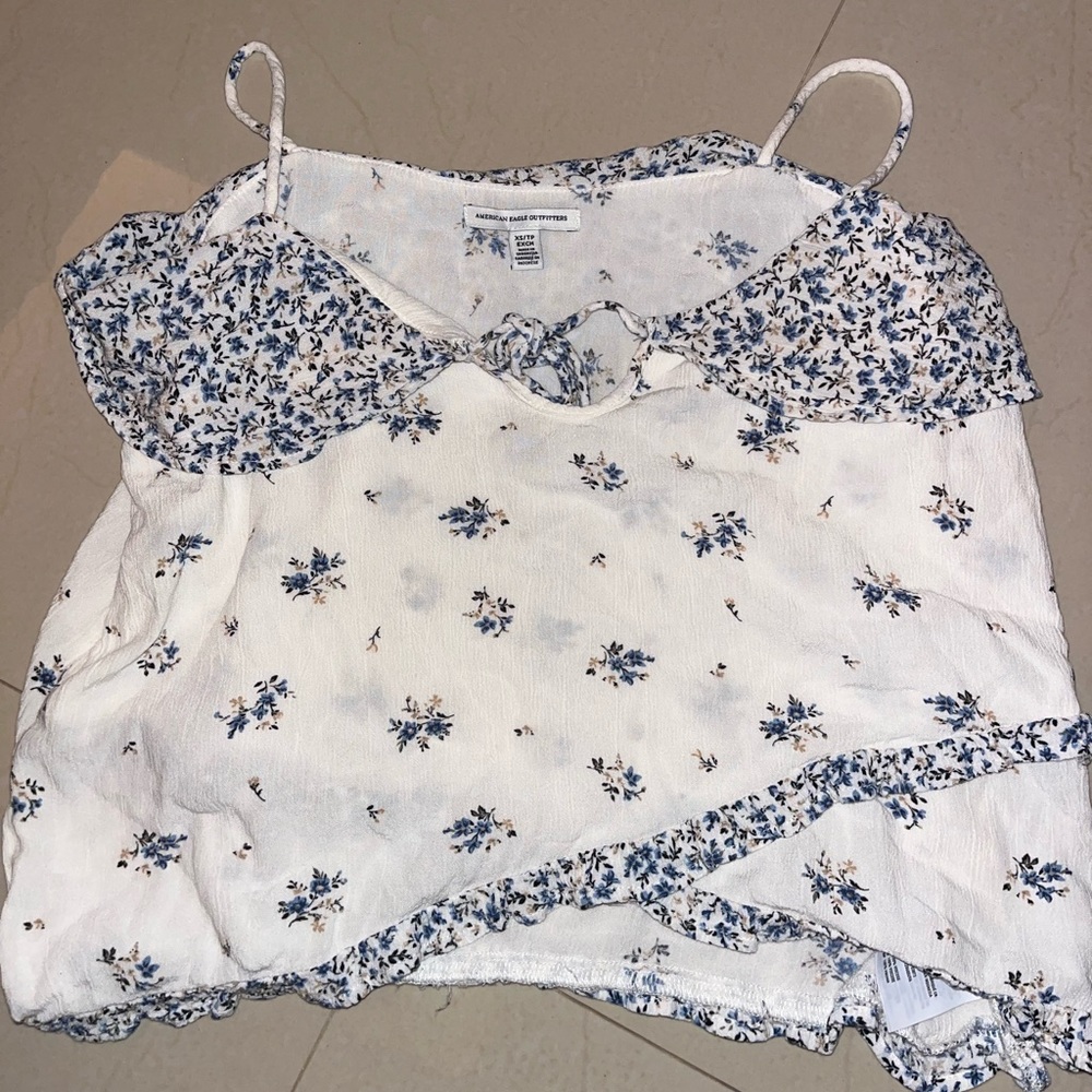 american eagle cute cami top